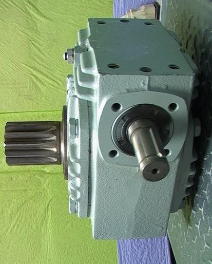 601 Right Angle Gearbox Pinion Spline Drive Worm gear  